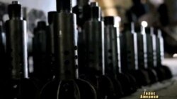Сирійці збирають ракети за інструкціями з Інтернет Сирійці збирають ракети за інструкціями з Інтернет