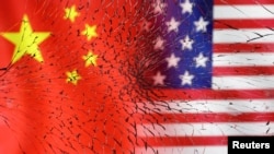 一块碎玻璃后的美中国旗图示