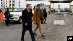 美国国务卿布林肯同乌克兰外长库列巴在乌克兰与波兰的边境举行会晤(2022年3月5日)