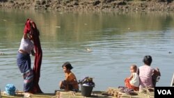 ပုဏ္ဏားကျွန်းမြို့နယ် တောဖျားချောင်းဒေသ အထက်သန်းပုန်းကျေးရွာ