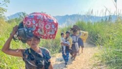 ကရင် ကြာအင်းဆိပ်ကြီးဒေသတိုက်ပွဲကြောင့် ဒေသခံတွေဘေးလွတ်ရာတိမ်းရှောင် ကရင် ကြာအင်းဆိပ်ကြီးဒေသတိုက်ပွဲကြောင့် ဒေသခံတွေဘေးလွတ်ရာတိမ်းရှောင်