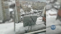 Блекаут: Як міжнародна спільнота допомагає України готуватися до перебоїв. Відео Блекаут: Як міжнародна спільнота допомагає України готуватися до перебоїв. Відео