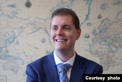 “国际税务和投资中心”国际项目部主任何伟龙(Wesley A. Hill)(照片 由本人提供)