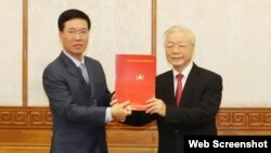 Ông Nguyễn Phú Trọng dẫn đầu phái đoàn hùng hậu, có cả ông Võ Văn Thưởng, thăm chính thức Trung Quốc 4 ngày, từ 30 tháng 10 đến 2 tháng 11.