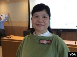 香港记协前主席麦燕庭 (美国之音记者申华拍摄)