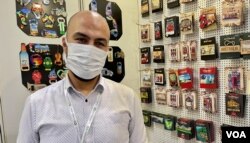 来自土耳其的参展商Servet表示,香港的“0+3”入境防疫措施相当复杂,如果继续实施他不会再来香港参展 (美国之音/汤惠芸)