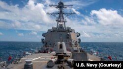 美国海军导弹驱逐舰“马斯廷”号8月18日航行经过台湾海峡。(图片来源:美国海军太平洋舰队脸书)