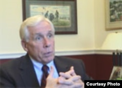 沃尔夫议员,来源:沃尔夫议员办公室 Congressman Frank Wolf, credit: Congressman Wolf's Office