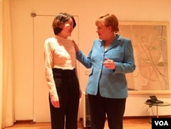 德国总理默克尔在北京会见人权律师王全璋的妻子李文足等709维权人士。(李文足脸书图片)