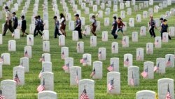 အမေရိကန်မှာ အောက်မေ့ဖွယ် အားလပ်ရက်နေ့ ကျင်းပ အမေရိကန်မှာ အောက်မေ့ဖွယ် အားလပ်ရက်နေ့ ကျင်းပ