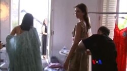 စွန့်ပစ်ပစ္စည်းသုံး ဖက်ရှင်အဝတ်အစားများ စွန့်ပစ်ပစ္စည်းသုံး ဖက်ရှင်အဝတ်အစားများ