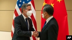 美国国务卿布林肯与中国外长王毅在纽约出席联合国大会期间举行会晤。(2022年9月23日)