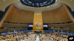 中国外长王毅在纽约召开的第77届联合国大会发言。(2022年9月24日,美联社照片)