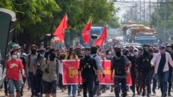 အကြမ်းဖက်ဖြိုခွဲမှုတွေရှိပေမဲ့ နယ်မြို့တွေမှာ စစ်အာဏာသိမ်းမှု ကန့်ကွက် ဆန္ဒပြပွဲတွေ အရှိန်ကောင်းဆဲ အကြမ်းဖက်ဖြိုခွဲမှုတွေရှိပေမဲ့ နယ်မြို့တွေမှာ စစ်အာဏာသိမ်းမှု ကန့်ကွက် ဆန္ဒပြပွဲတွေ အရှိန်ကောင်းဆဲ