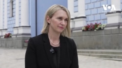 «Ми продовжуватимемо підтримувати Україну стільки, скільки потрібно»: інтерв’ю з посолкою США в Україні Бріджит Брінк. Відео «Ми продовжуватимемо підтримувати Україну стільки, скільки потрібно»: інтерв’ю з посолкою США в Україні Бріджит Брінк. Відео