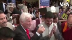 ဒလိုင်လားမားမွေးနေ့ပွဲရောက် ဟောလီးဝုဒ်မင်းသား
 ဒလိုင်လားမားမွေးနေ့ပွဲရောက် ဟောလီးဝုဒ်မင်းသား