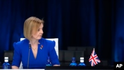 时任英国外相特拉斯(Liz Truss)(美联社2022年6月资料图)