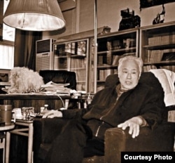 赵紫阳的书房,这里是他会客的地方。(网络图片)