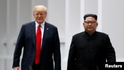 အမေရိကန်သမ္မတ ထရမ့်နဲ့ မြောက်ကိုရီးယားခေါင်းဆောင် ကင်မ်