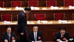 周薄之案为何回归政治罪?