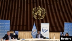 资料照片:世界卫生组织负责人在日内瓦举行新冠疫情记者会(2020年7月3日)