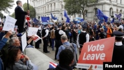 Brexit ထောက်ခံသူများ ဆန္ဒပြ