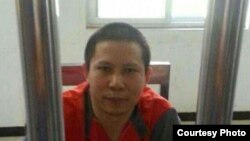 2013年7月下旬被拘留的许志永 (图片来自刘卫国的推特)