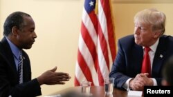 ရွေးကောက်ခံသမ္မတ Trump နဲ့ အငြိမ်းစား ဦးနှောက်နဲ့ အာရုံကြော ခွဲစိတ်ဆရာဝန်ကြီး Ben Carson တွေ့ဆုံစဉ်