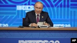 2024年10月24日,俄罗斯总统普京在俄罗斯喀山举行的金砖国家峰会上举行新闻发布会。