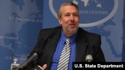 美国国务院网络问题协调员佩因特(图片来源:美国国务院)