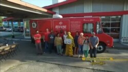 ဒုက္ခသည်တွေကို ကူညီတဲ့ ကော်ဖီဆိုင် ဒုက္ခသည်တွေကို ကူညီတဲ့ ကော်ဖီဆိုင်