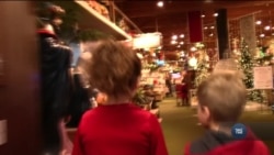 Як у новорічній казці: Історія про найбільшу у світі крамницю святкових прикрас. Відео Як у новорічній казці: Історія про найбільшу у світі крамницю святкових прикрас. Відео