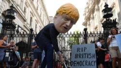 ဗြိတိန်လွှတ်တော် ယာယီဆိုင်းငံ့ဖို့ ဘုရင်မကြီး သဘောတူ ဗြိတိန်လွှတ်တော် ယာယီဆိုင်းငံ့ဖို့ ဘုရင်မကြီး သဘောတူ