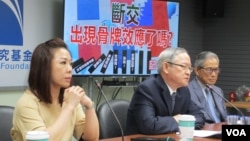 台湾在野党国民党智库国家政策基金会举行座谈 (美国之音张永泰拍摄)