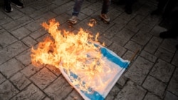 ကမ္ဘာတဝန်း ပါလက်စတိုင်း ထောက်ခံသူတွေ လူစုလူဝေးနဲ့ ချီတက် ဆန္ဒပြ
 ကမ္ဘာတဝန်း ပါလက်စတိုင်း ထောက်ခံသူတွေ လူစုလူဝေးနဲ့ ချီတက် ဆန္ဒပြ