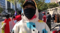 中学生漂同学接受美国之音采访。(美国之音2021年3月13日洛杉矶)