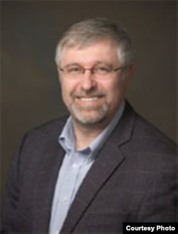 美国罗格斯大学食品科学系教授沙夫纳(本人提供)