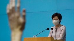 香港特首林郑月娥在记者会上答记者问(美联社2020年9月8日)