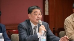 独派团体喜乐岛联盟主席施正锋。(美国之音黄丽玲摄)