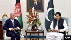အာဖဂန်နစ္စတန်သမ္မတ Ashraf Ghani နဲ့ ပါကစ္စတန်ဝန်ကြီးချုပ် Imran Khan (ဇွန်၊ ၂၇၊ ၂၀၁၉)