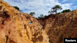 资料照:中非共和国的一处金矿