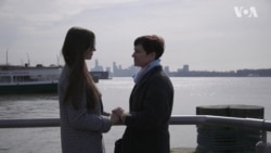 Мати і донька захоплених українських моряків борються за звільнення хлопців. Відео Мати і донька захоплених українських моряків борються за звільнення хлопців. Відео