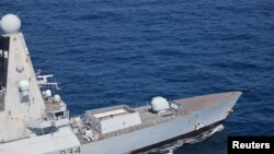 Фото для ілюстрації: корабель HMS Diamond в Червоному морі