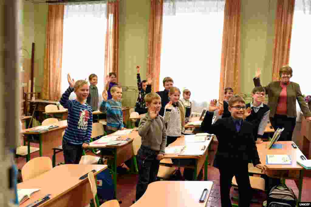 Орландо Блум у 13-й школі Слов'янська