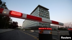 资料照:位于日内瓦的世界卫生组织总部在举行世界卫生大会。(2020年5月18日)