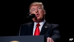 美国总统川普2月2日在国家祈祷早餐会(National Prayer Breakfast)上发表讲话.