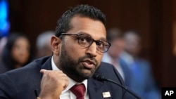 资料照片:美国总统唐纳德·特朗普提名的联邦调查局局长卡什·帕特尔2025年1月30日在华盛顿国会山出席参议院司法委员会的提名确认听证会。