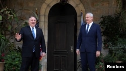 美国国务卿蓬佩奥在耶路撒冷会晤以色列蓝白党领导人甘茨。(2020年5月3日)