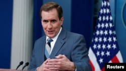 Координатор стратегічної комунікації Ради з нацбезпеки США Джон Кірбі на брифінгу в Білому домі, 27 листопада 2023 р. REUTERS/Евелін Хокштайн