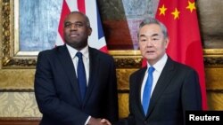 2025年2月13日,英国外交大臣戴维·拉米(David Lammy)与中国外长王毅在伦敦举行会谈。